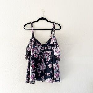 🌿Final Sale‎ 
Torrid Floral Cold Shoulder Top